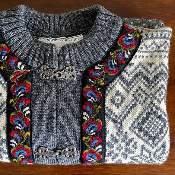 Vintage 100% Pure New Wool Nordic Traditions by Devold FairIsle Cardigan Sweater - Picture 11 of 11